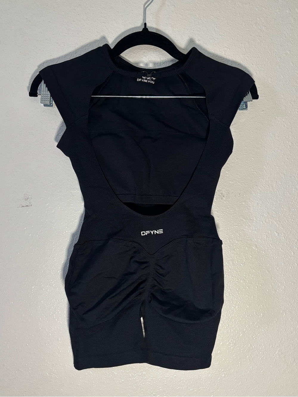 One Piece - Picture 2 of 2